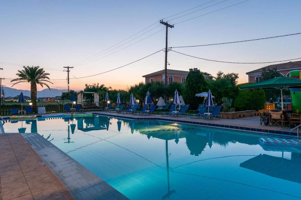 Costas Hotel Kalamákion 외부 사진